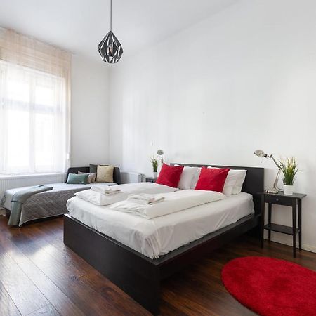 Apartament Red Dot One - New Unit In Heart Of Jewish Quarter Budapeszt Zewnętrze zdjęcie